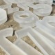 Lettres en plexiglas en relief