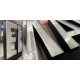 Lettre en relief creuse en aluminium