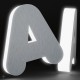 Lettres dibond argent satiné + méthacrylate illuminé