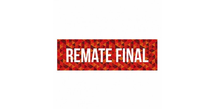 Triangles d'affiche de l'enchère finale